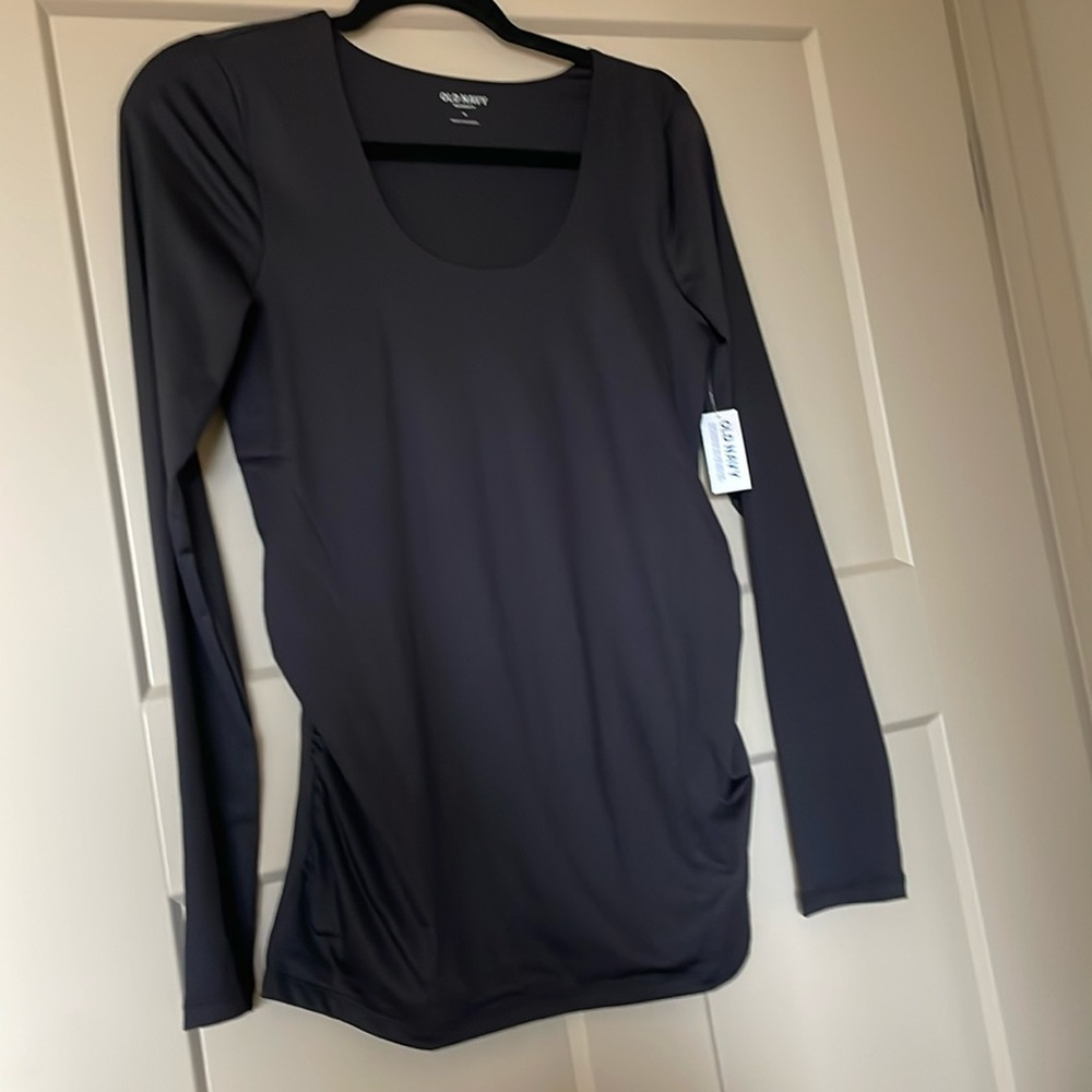 Old Navy Black Long Sleeve Maternity